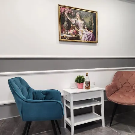 Appartement Continental 1 *